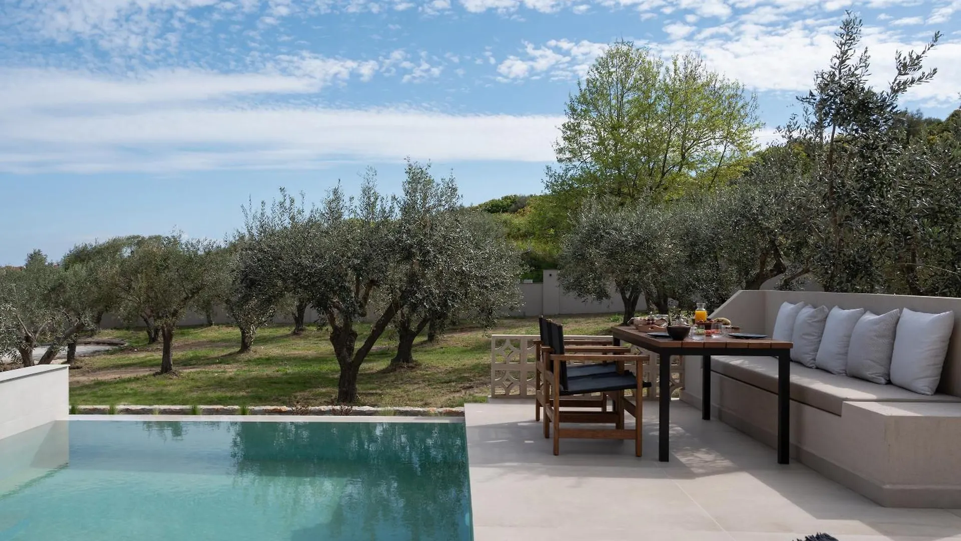 Apartment Olivera Suites Sarti Greece